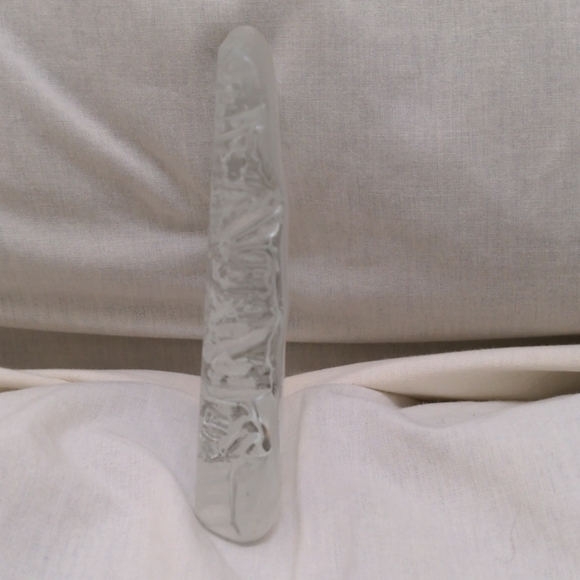 Vintage Eiffel Tower Glass Sculpture - Picture 4 of 7